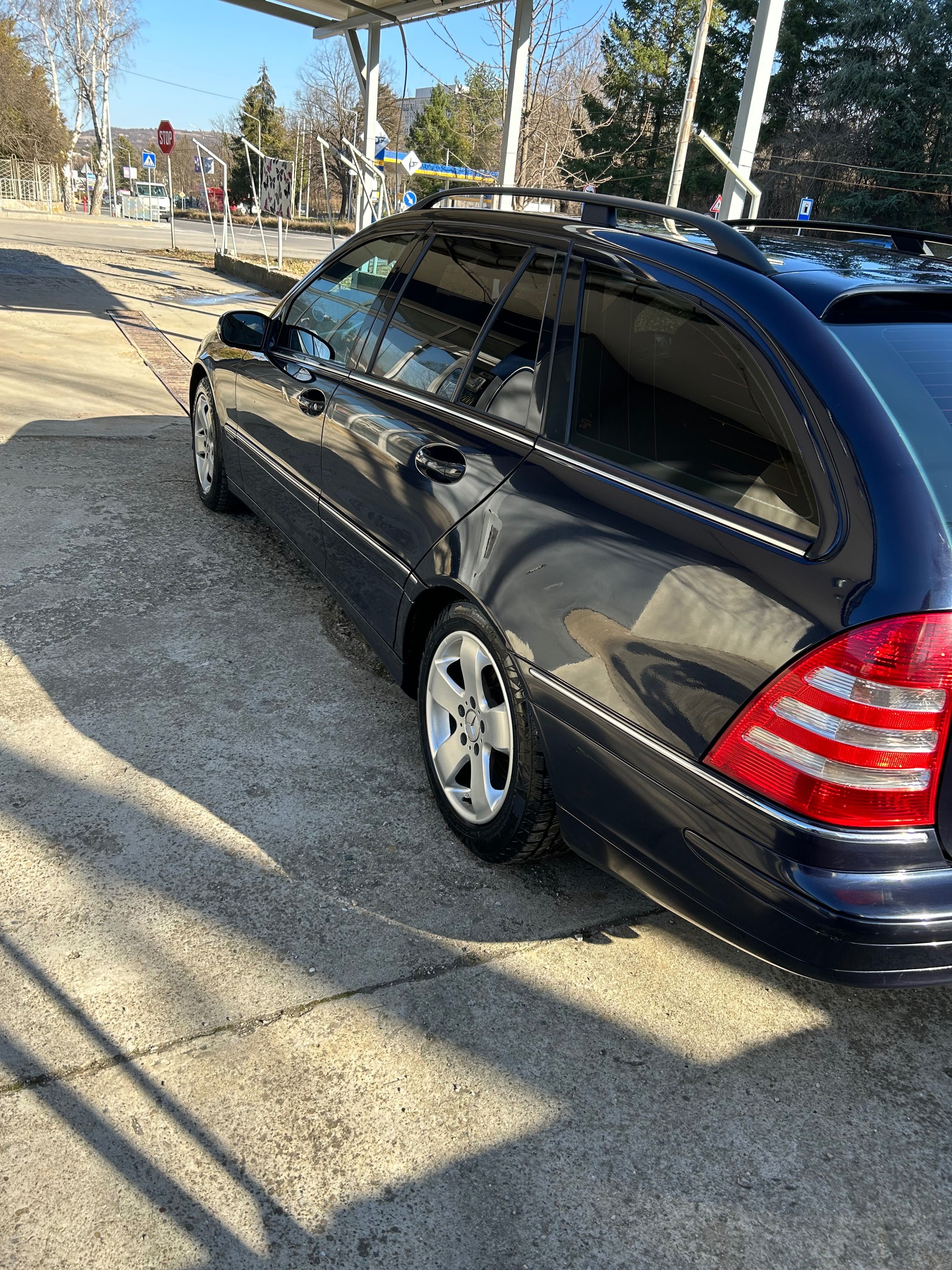 Mercedes Benz C220