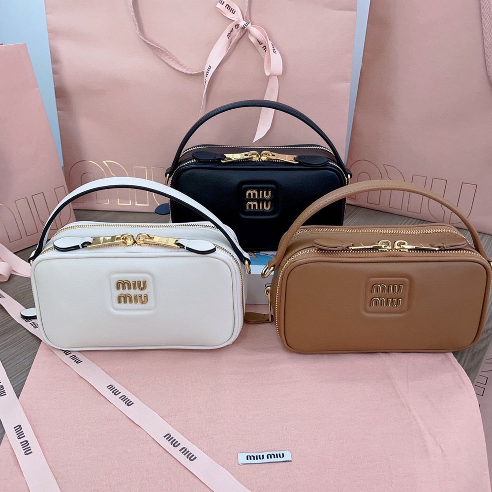 Geanta Miu Miu premium