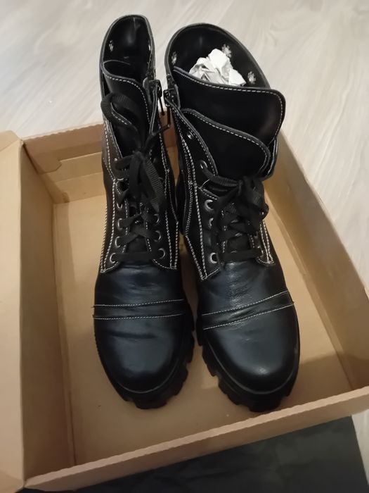 Ghete din piele naturala,marimea36