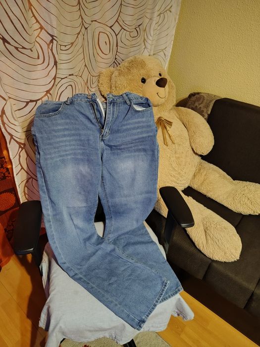 Vând jeans / blugi dama cu talie joasă