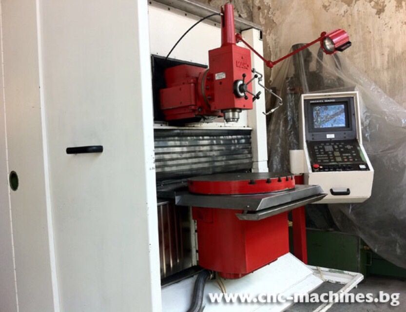 4 осна инструментална CNC Фреза с ЦПУ - MAHO 700C