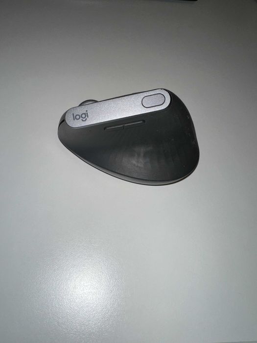 Mouse Logitech MX Vertical