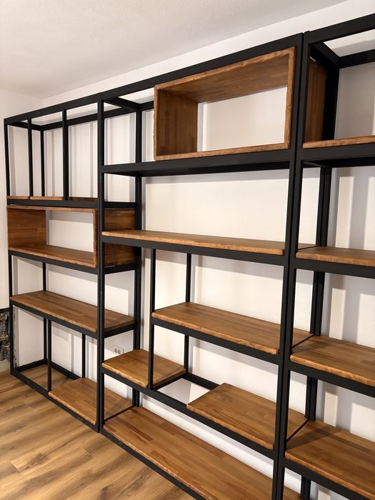 Raft fier cu lemn natural 3 cm esenta tare stil industrial .