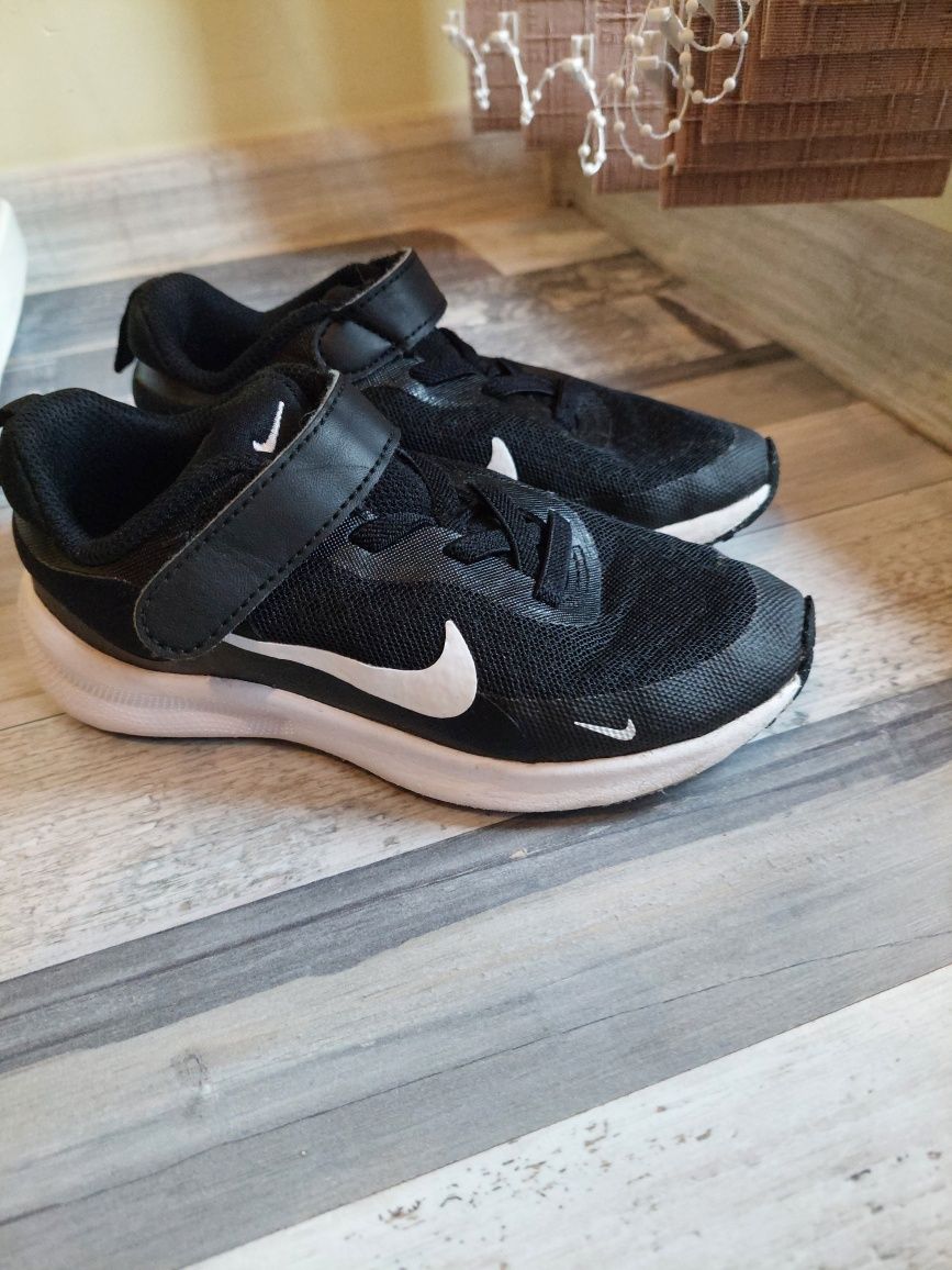 Детски маратонки Nike revolution 7
