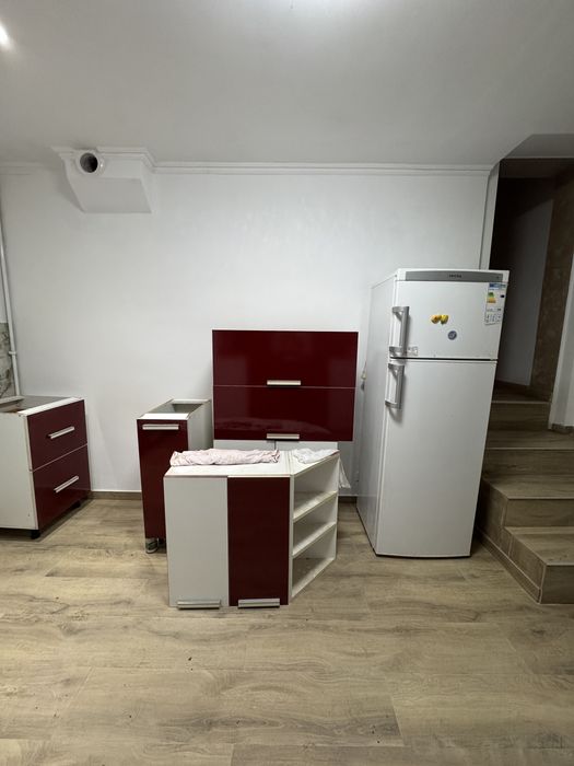 Vand mobila bucatarie