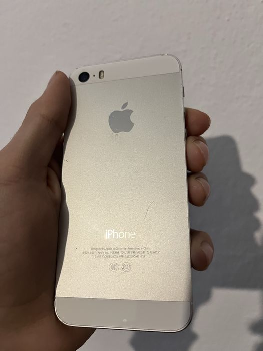 Айфон 5с на 16гб