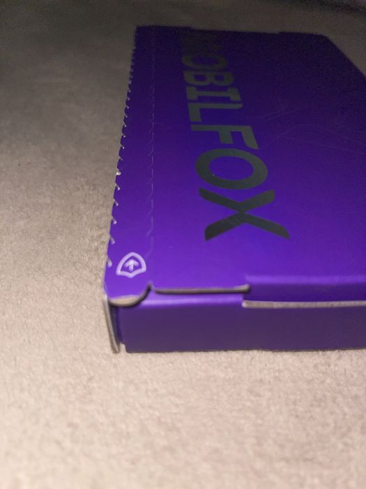 Husă Iphone 12 Pro Max MOBILFOX ( husa este noua nedesigilata)