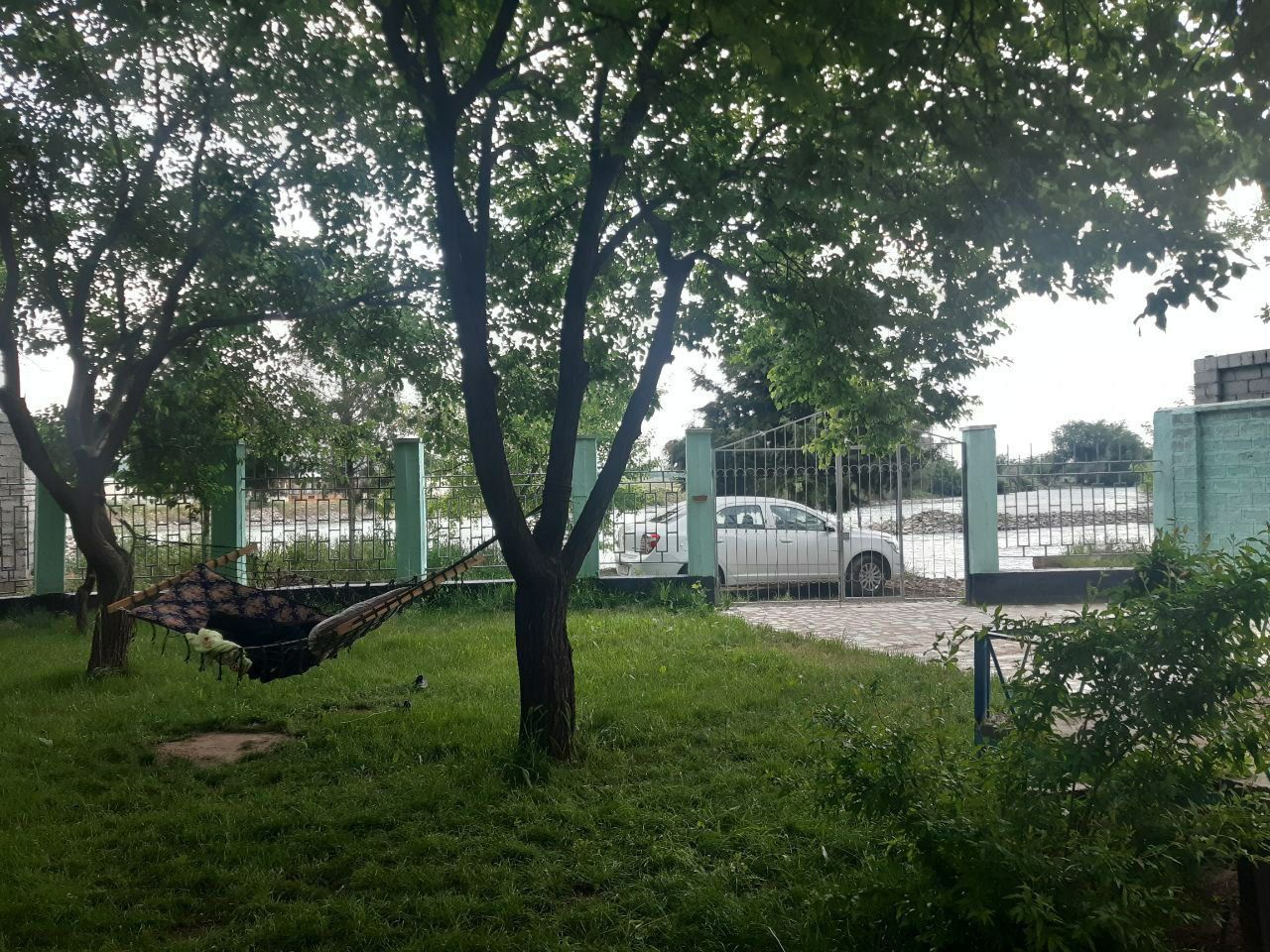 Dacha sotiladi Bozsuvda