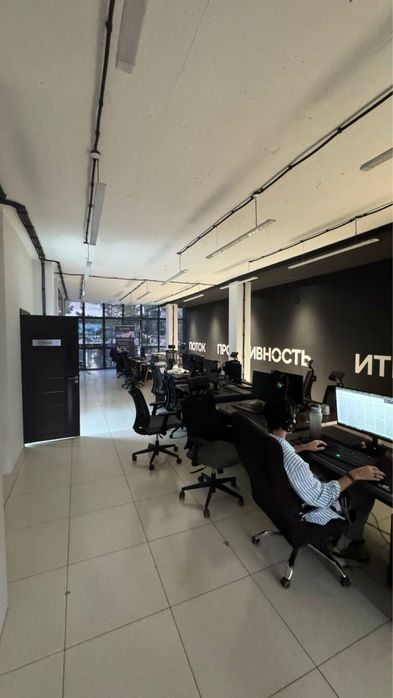 Здание Дархан 1070 кв.м