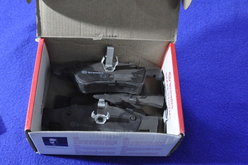 Колодки тормозные, задние BREMBO P 50 052 MERCEDES CL CLS E SL SLK