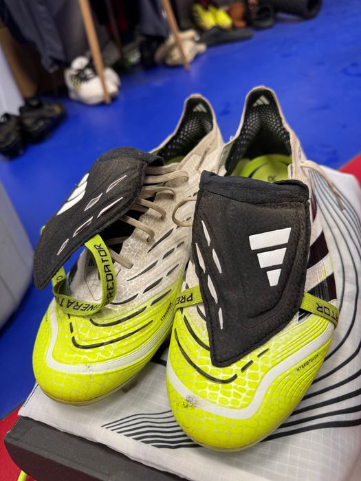 Adidas Predator Tongue 44