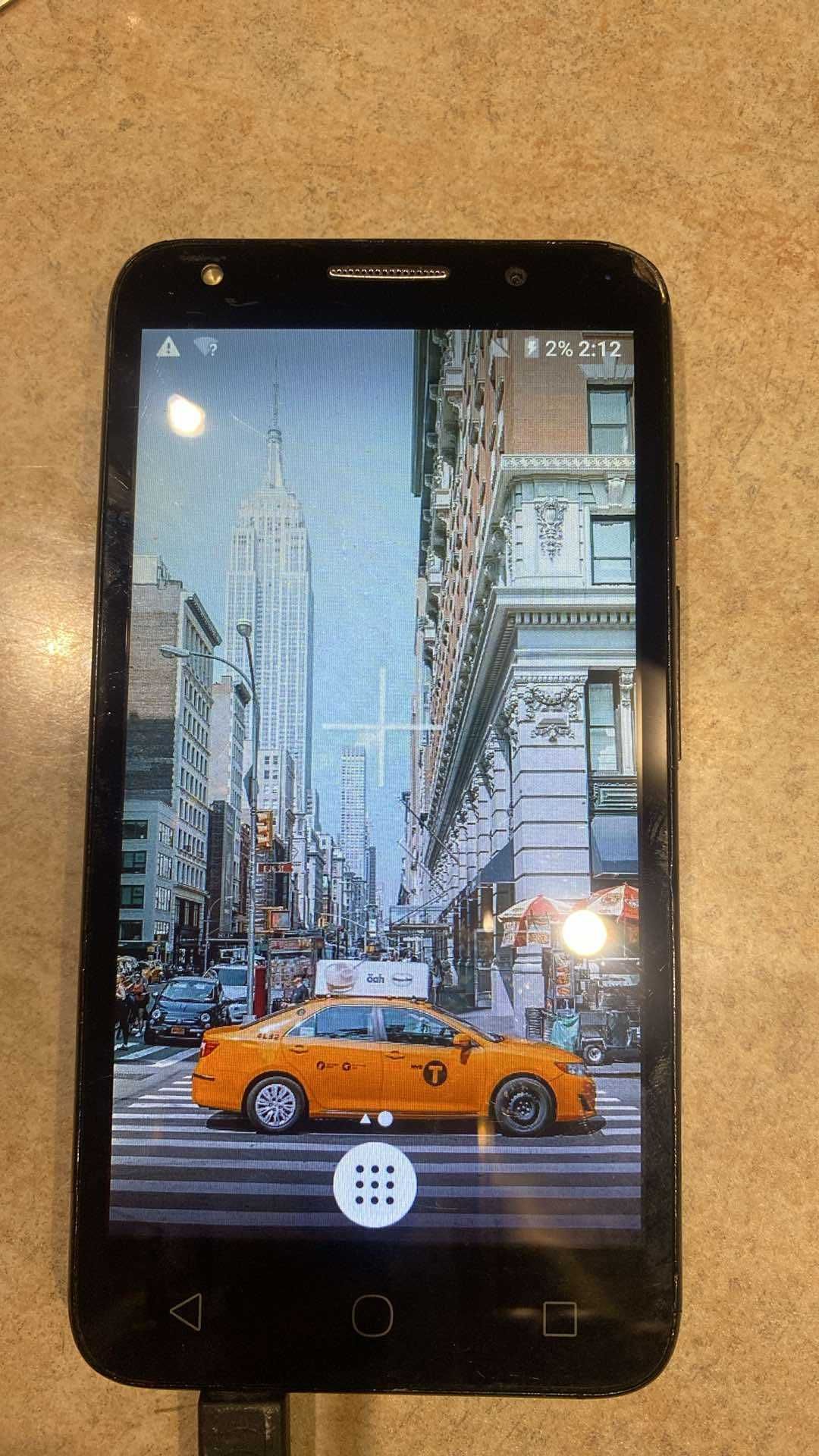 Продавам 3 телефона Samsung и Alcatel на цена от 20 лв за брой!