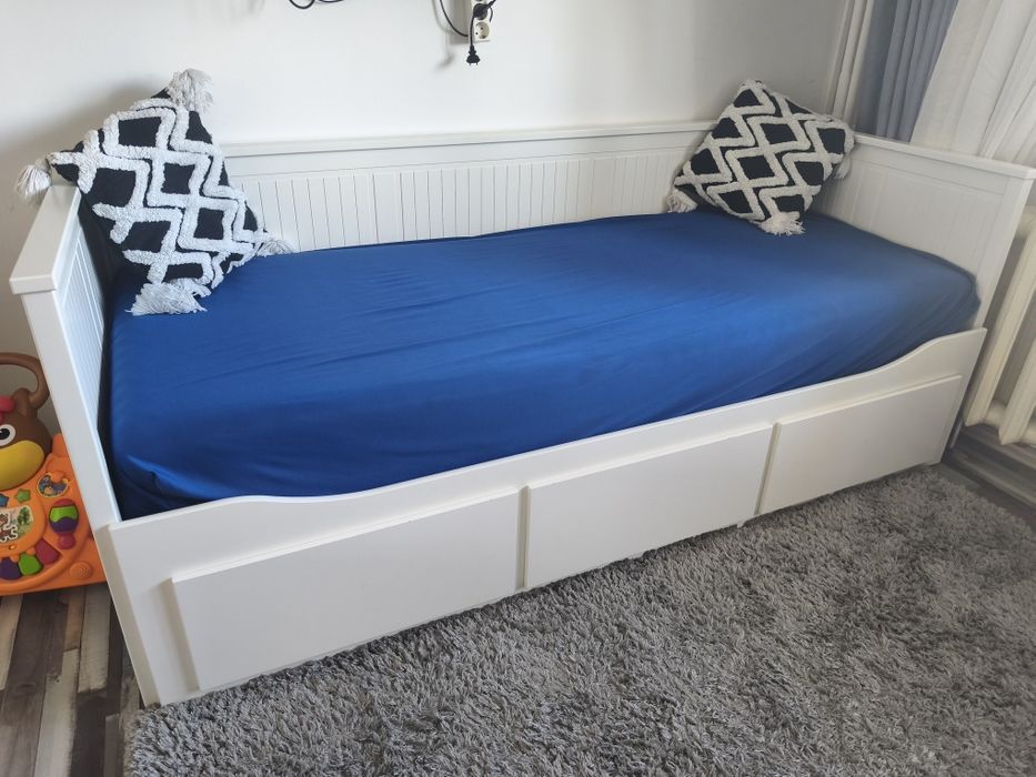 Divan Hemnes + 2 saltele