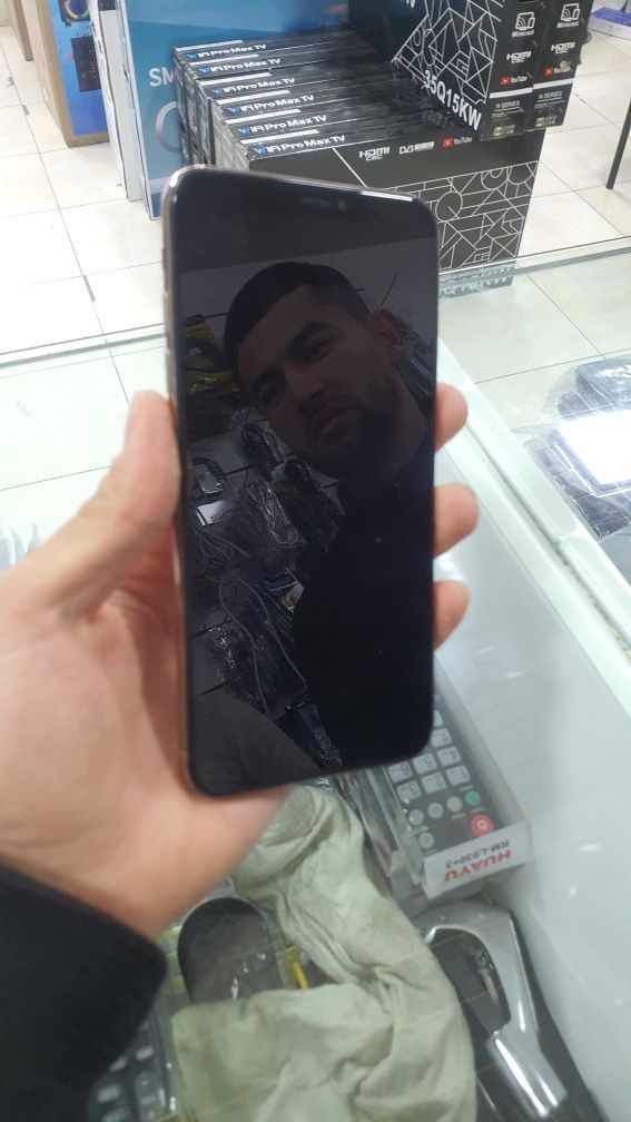 Продаётся телефон XS Max