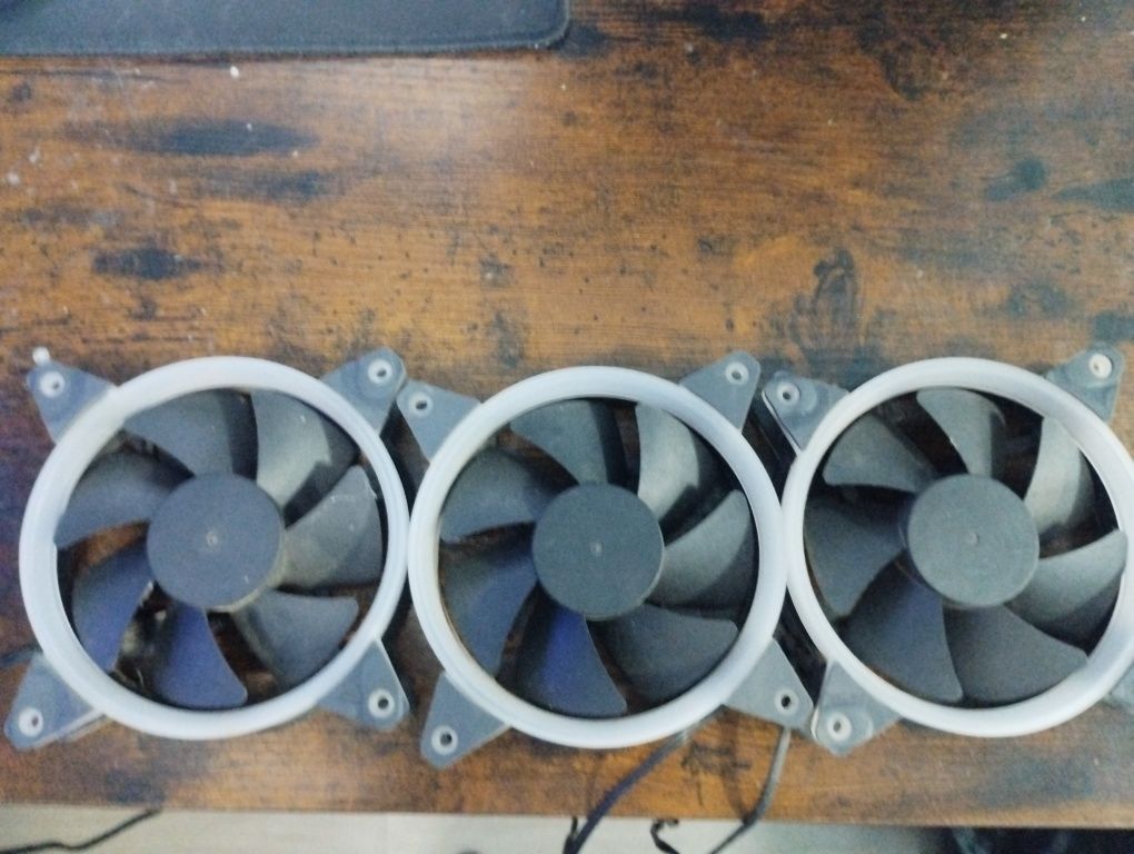 set 3 ventilatoare de calculator