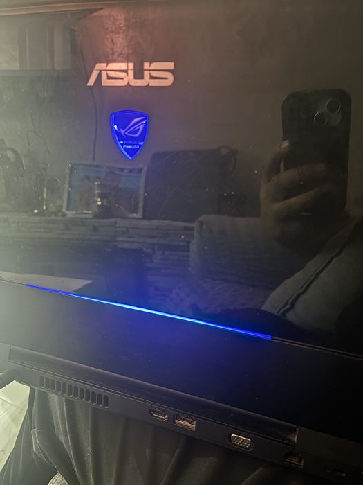Лаптоп. ASUS ROG