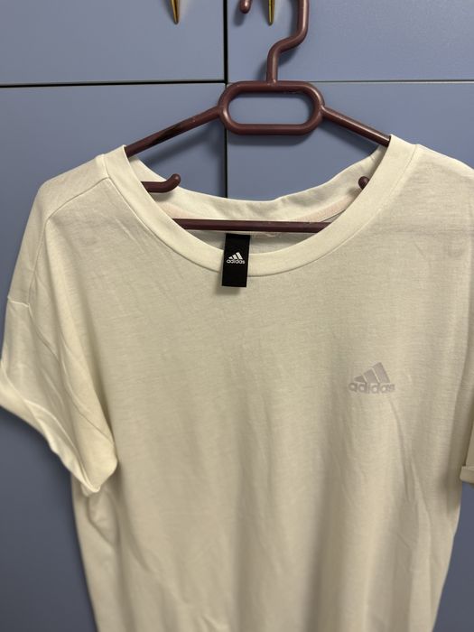 Тениска Adidas бяла