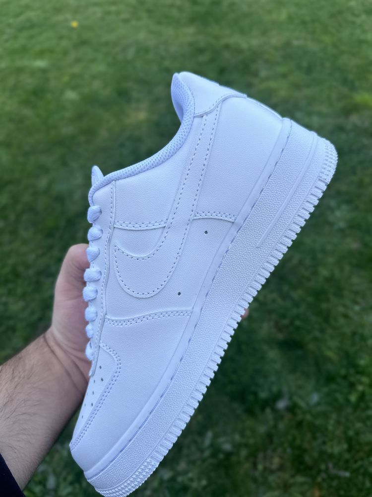 Air Force 1 Low Triple White