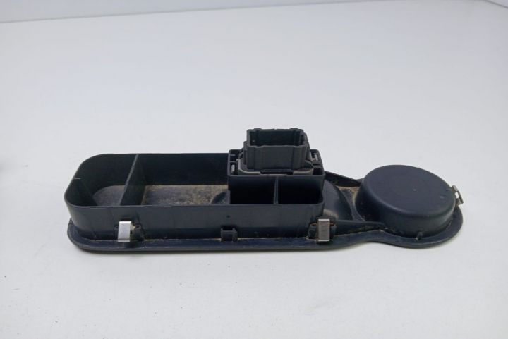 Buton geam stanga fata 8200278436 Renault Modus prima generatie