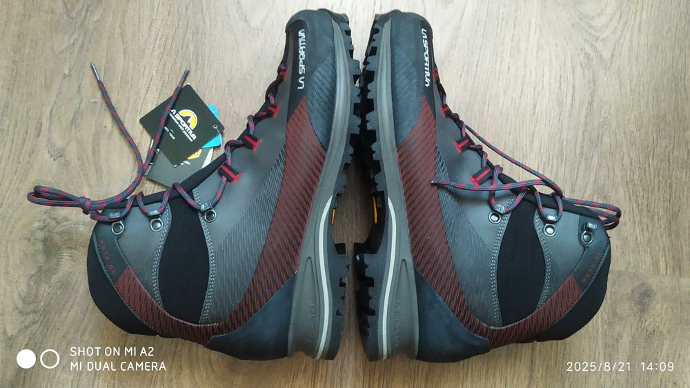 La Sportiva Trango Trk Leather GTX Carbon/Chili