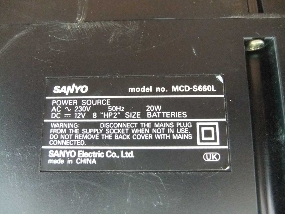 Sanyo Mcd-S660L  is a Portable CD player