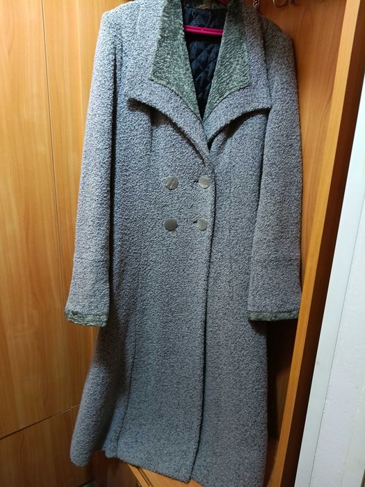 Женское пальто материал букле