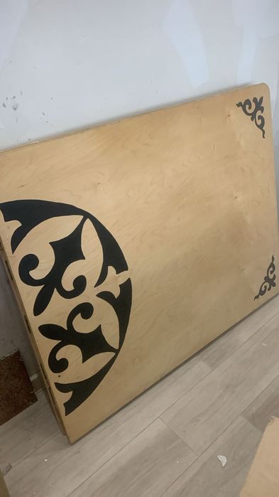 Национальный стол