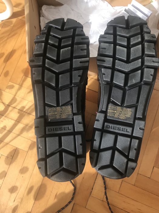 Ghete Diesel noi piele