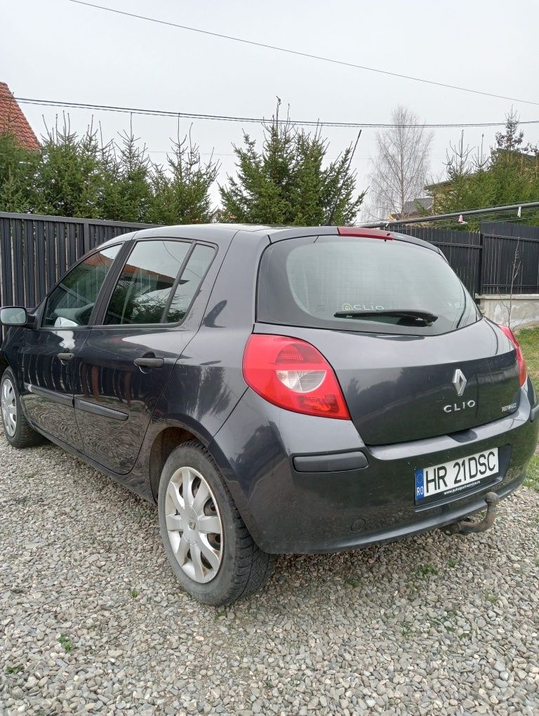 Clio 3 1,5 Deci 2006