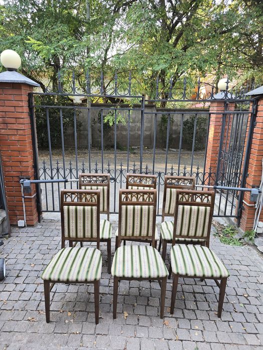 Стулья классические