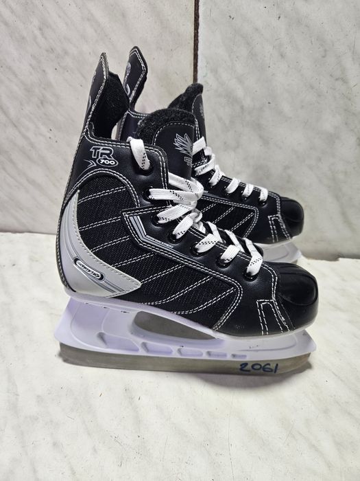 Patine 2061 hochei hockey Tour  marime  34-35 (  22 cm)