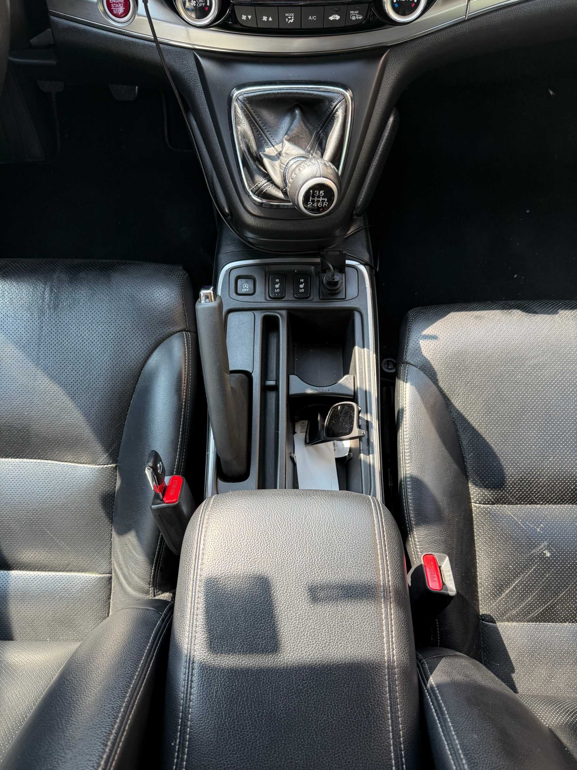Honda Cr-v 1.6 i-DTEC - 2015 г. / 178 000 км.