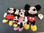 mikey и miny mouse цяло семейство от disneyland
