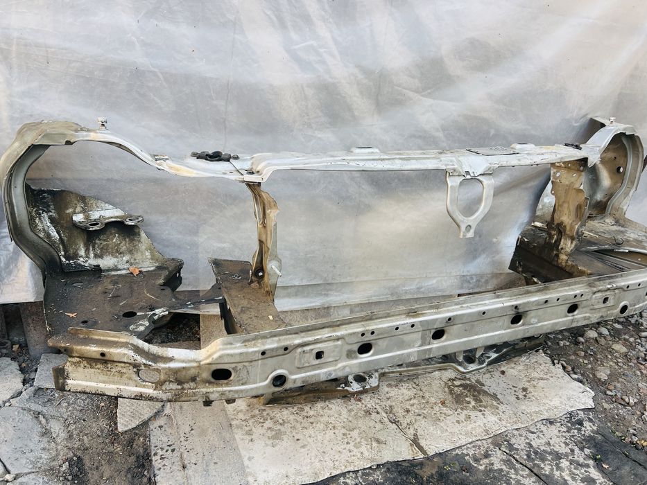 W 210 restayling uselitel (ekran telvizor)