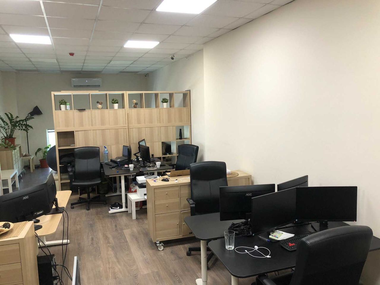 Дава се под наем Офис в София, Младост 3 - 104 кв.м за 1100 € - Снимка #7
