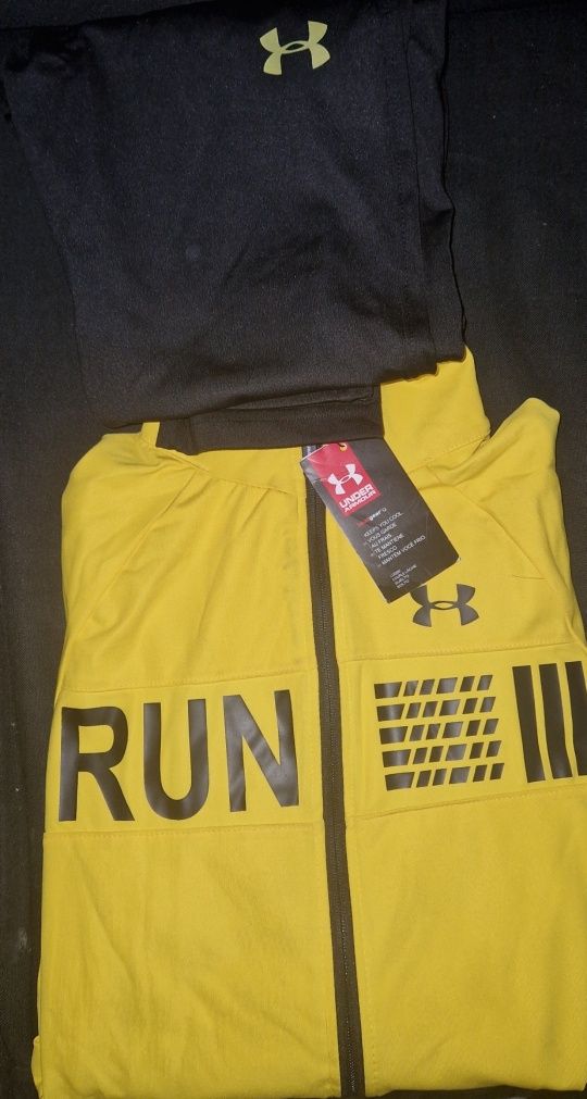 Trening nou u nder armour nou mărimea S