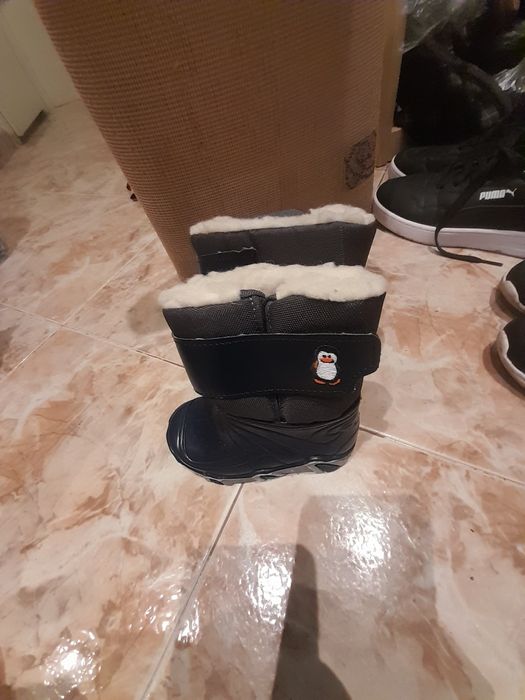 Детски зимни ботушки Brille .Номер 21/22.Отлично състояние..