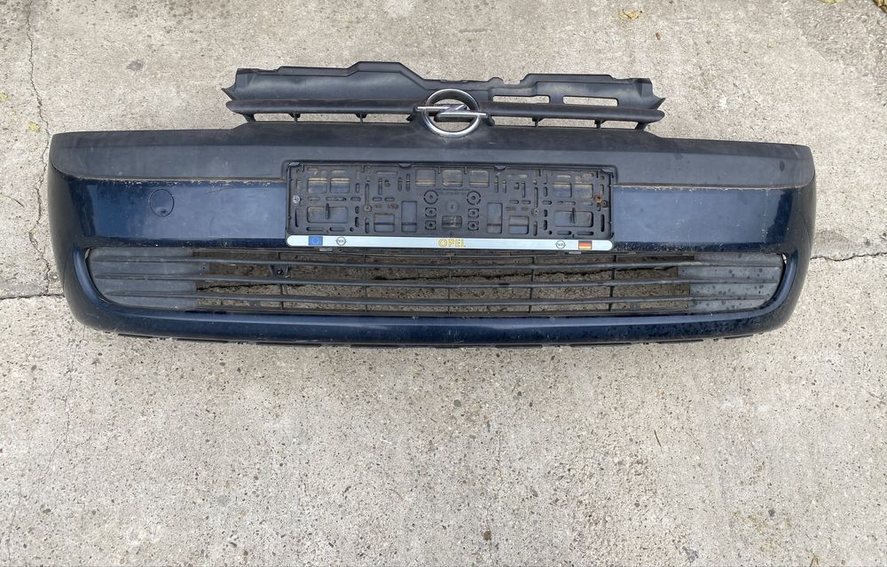 Bara  Fata Opel Corsa C Pret 300 lei