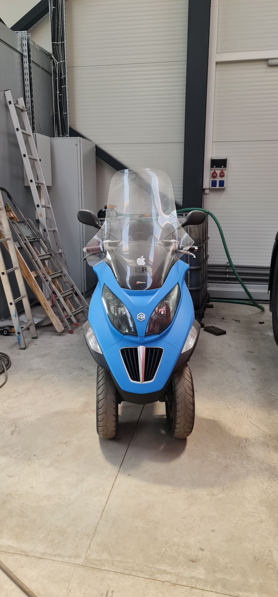 Vand Piaggio mp3 250cmc cat A