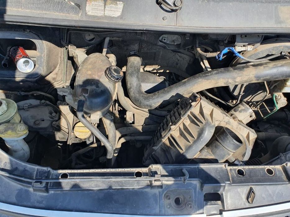 Dezmembrez Renault Master 2 motor 2.2cdi 90cp G9T dezmembrari turbina Renault trafic primastar Nissan
