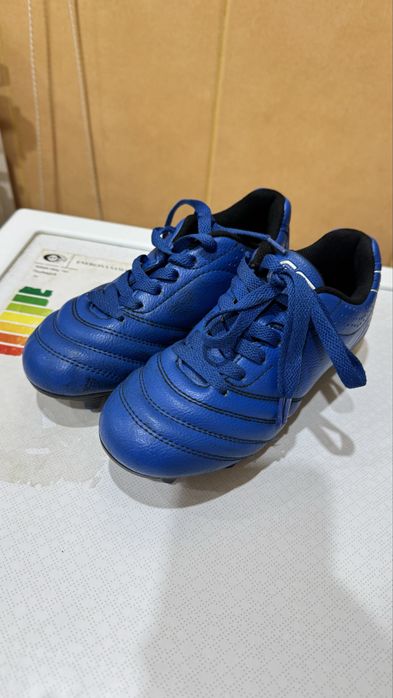 Продам футбольные бутсы 30 и 31 размеры