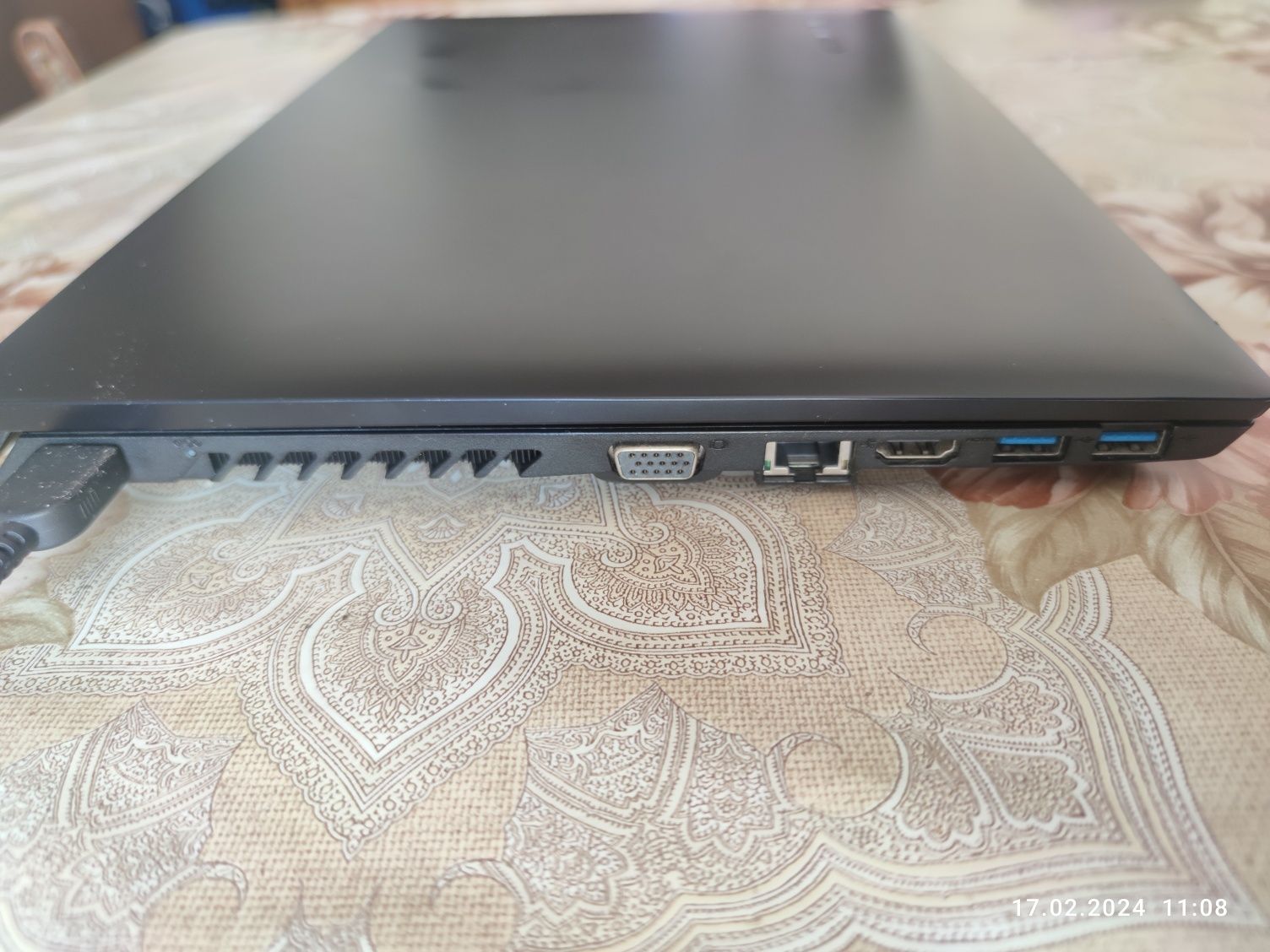 Лаптоп Lenovo B51