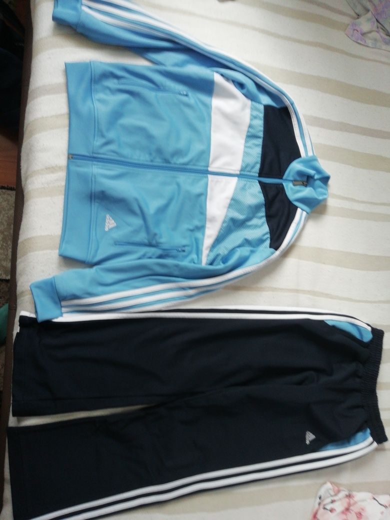 Echipament adidas