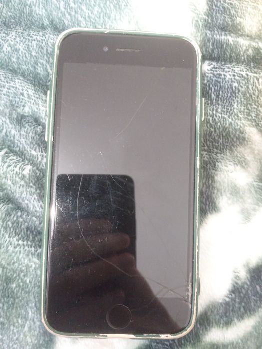 Telefoane ieftine pentru piese