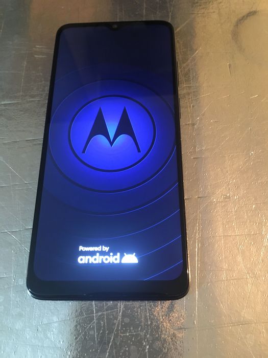 Телефон motorola