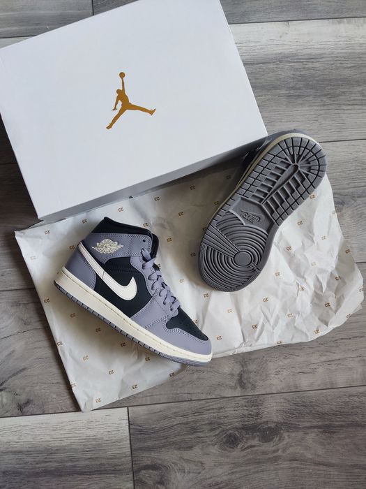 Air Jordan 1 Mid Cement Grey