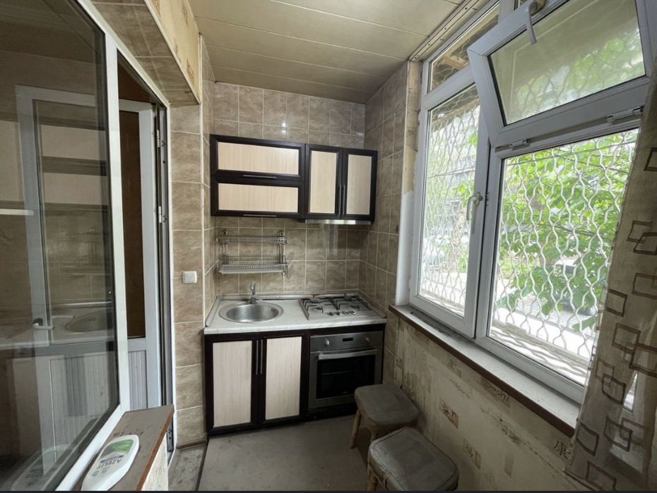 Чиланзар 20 квартал, Продается квартира 2в3/1/4 с подвалом