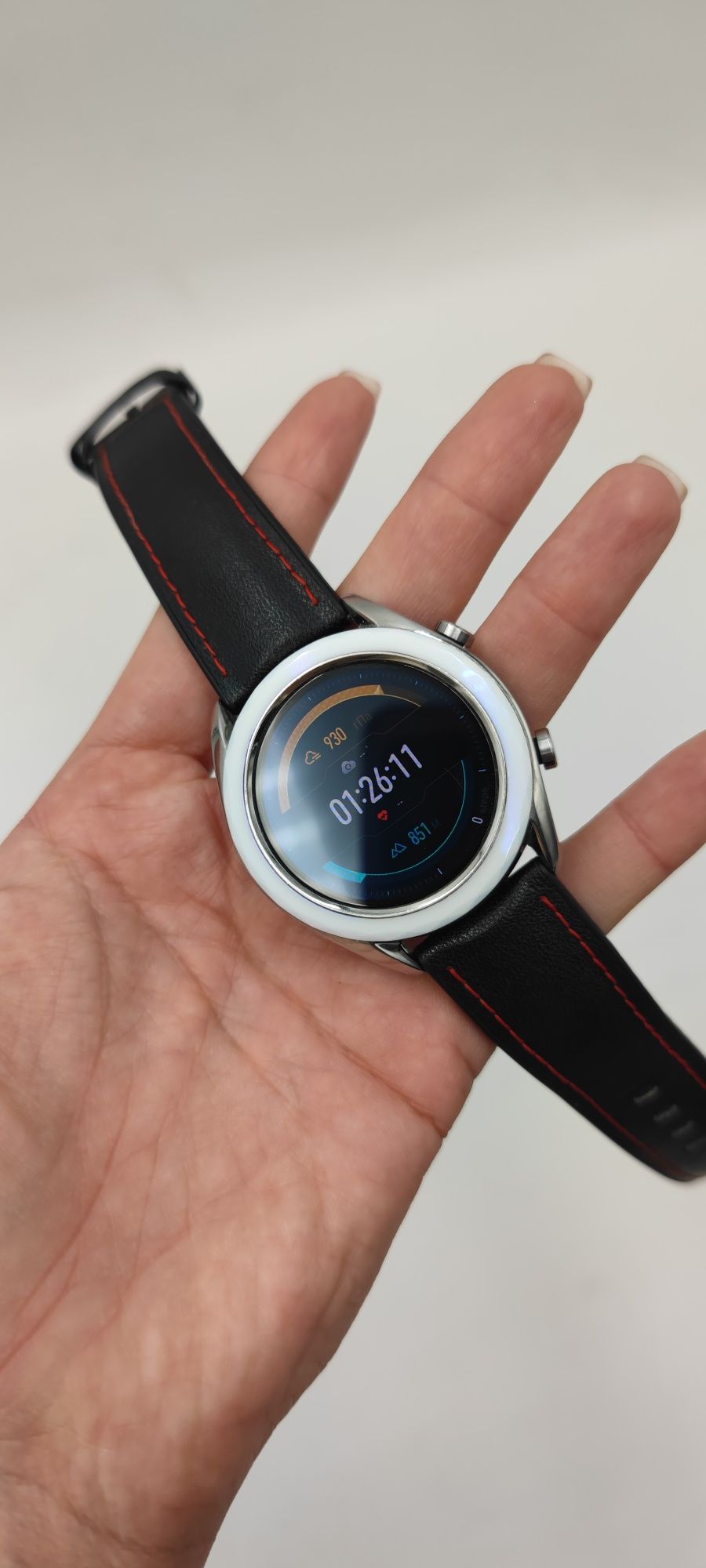 Умные часы Huawei Watch GT 42 мм Смарт часы