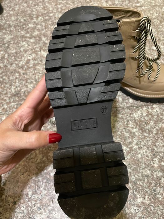 Боти от естествена кожа Simple 37 номер