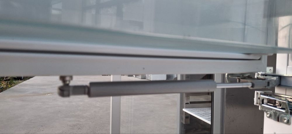 Хладилник за вграждане Миеле 178 см